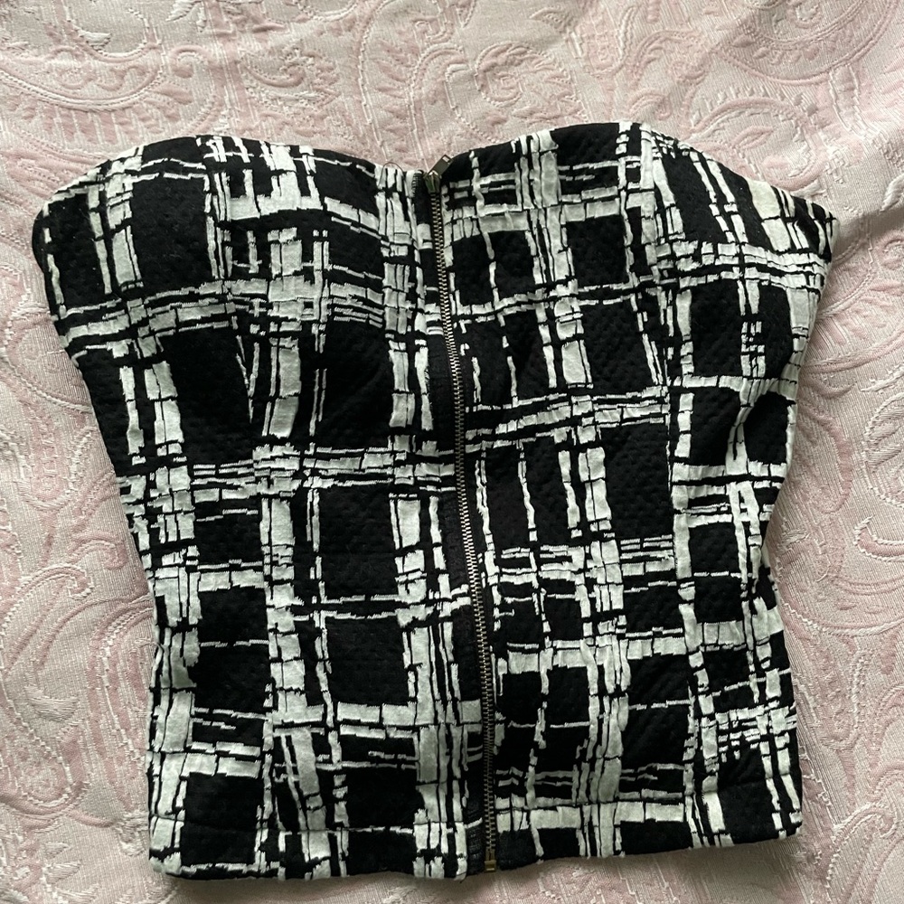 Strapless, zip-up, corset top <3